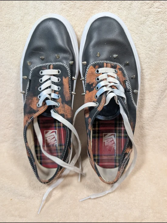 Vans Studded Bleach Dye Sneakers Black Low Top Men 10.5 / Women 12 Custom Punk - Picture 2 of 5